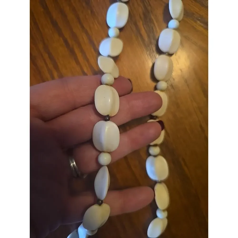 Vtg White‎ Beaded Elegant Retro Classic Designer Statement Fashion Necklace